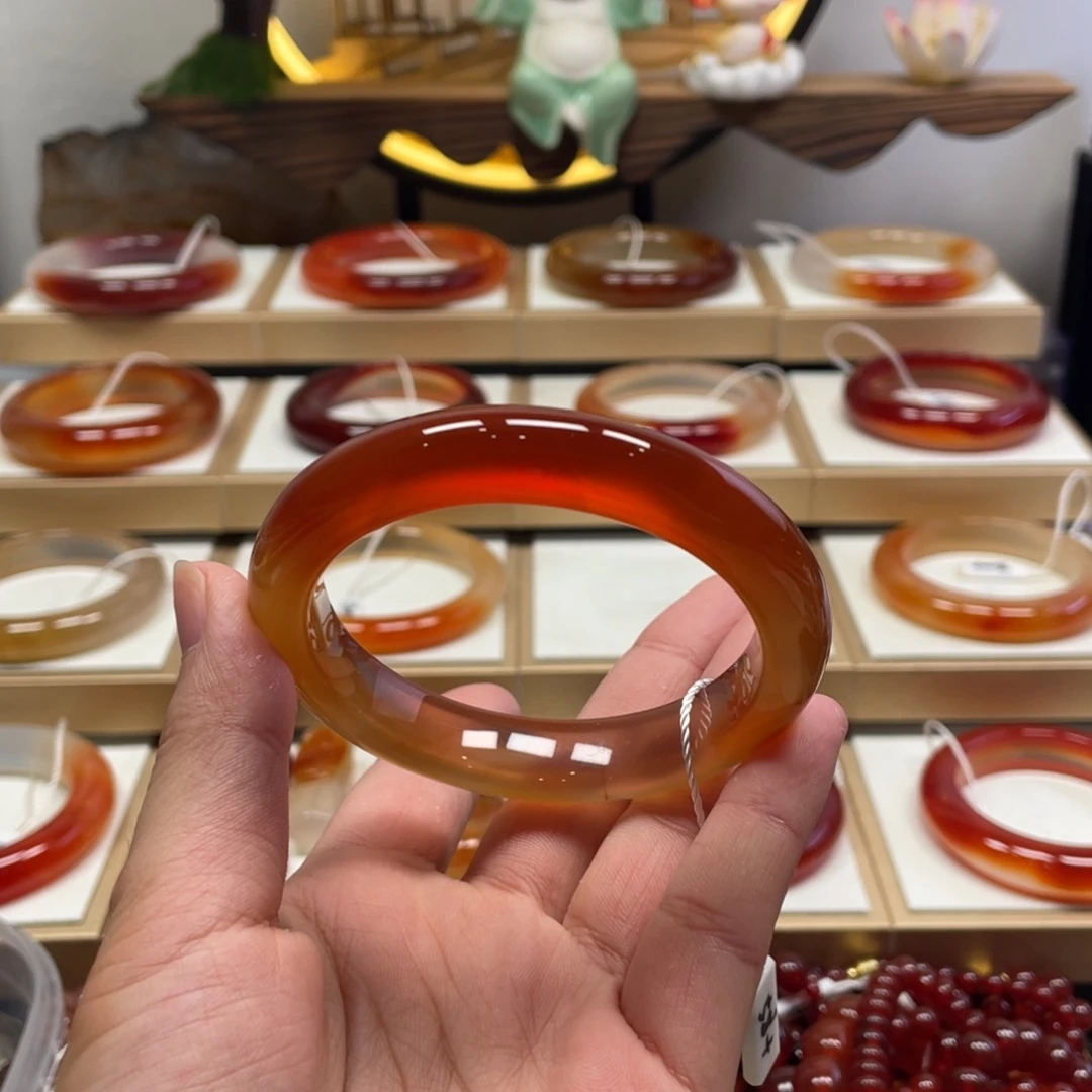 玛瑙/玉髓未镶嵌手镯