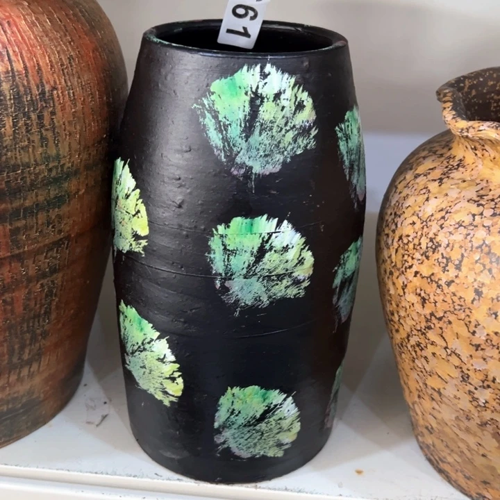 9.9-1微瑕土陶烟囱涂鸦绿