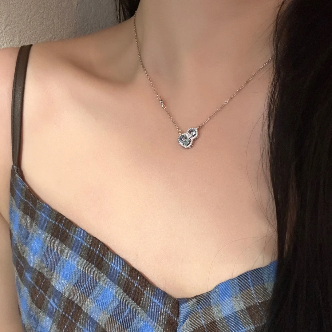 oushipei/欧诗佩 铜合金合成锆石项链 璀璨满钻小葫芦项链锁骨链