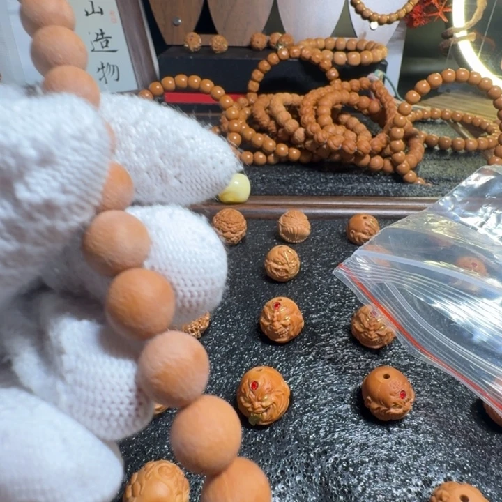 大***洋猴头核桃吊坠「观山」一级全品圆满手串