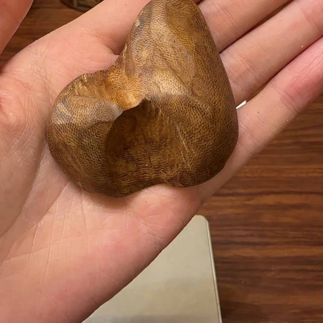 沉香碎屑沉香海南小包头10.4克