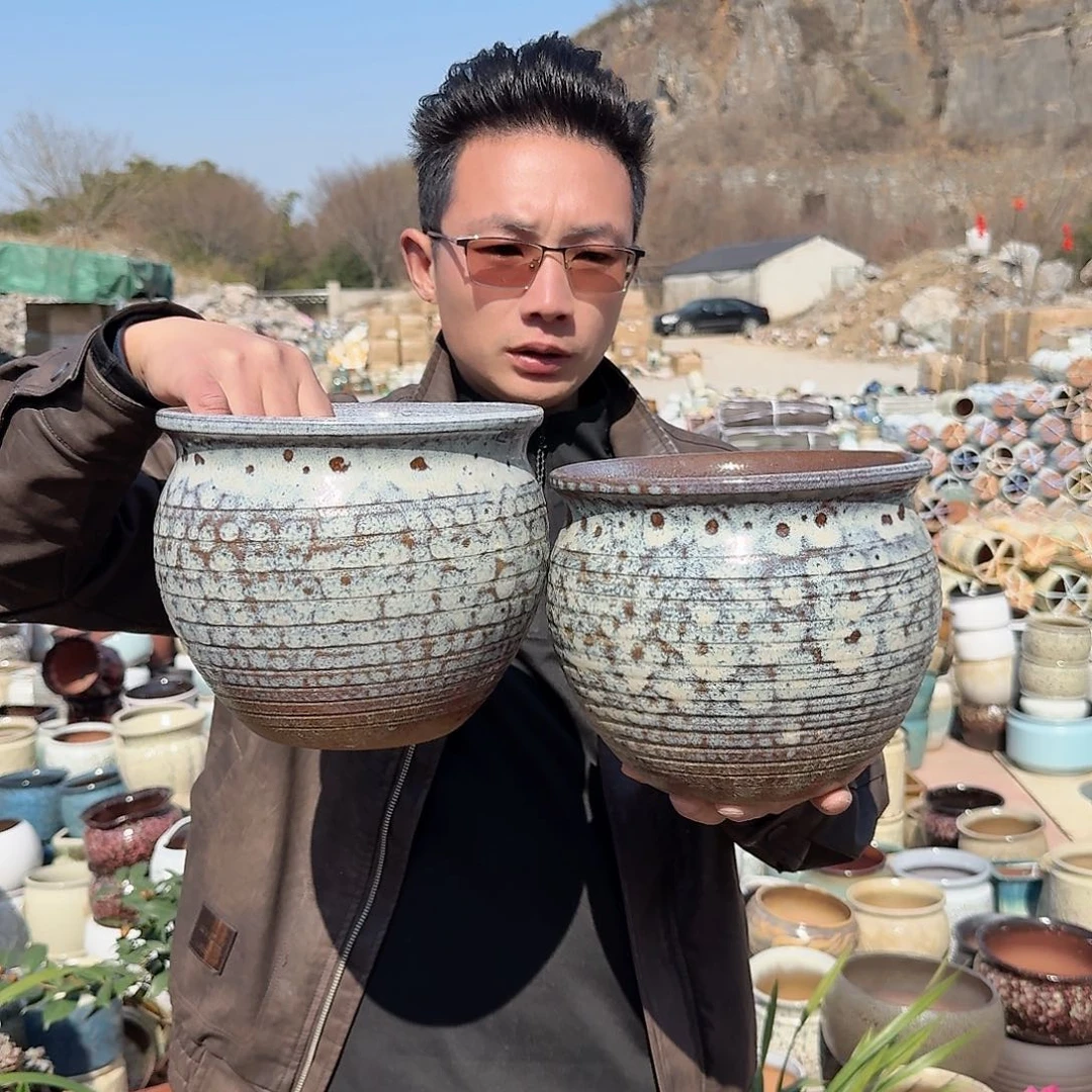 紫砂花盆口20高18（两个A02