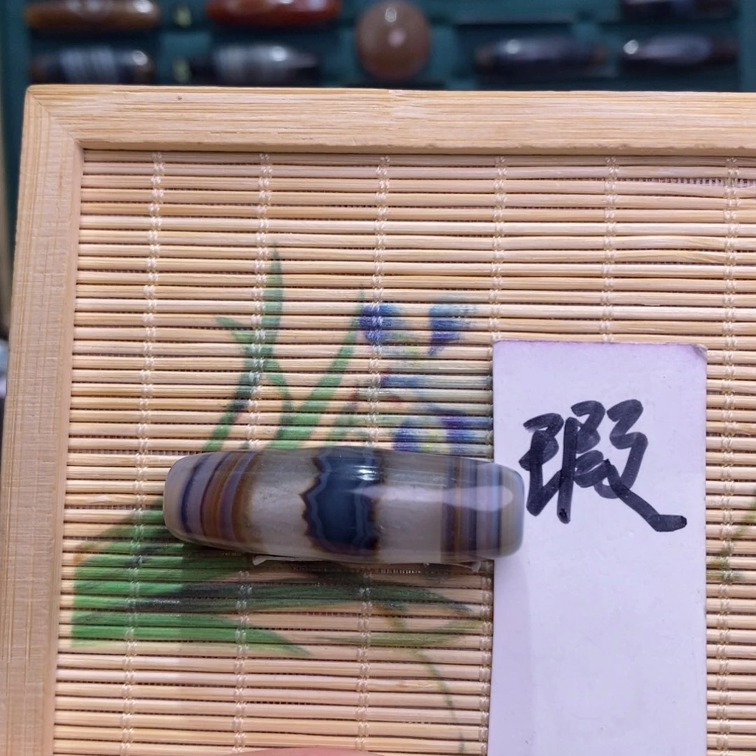 国***剑玛瑙/玉髓未镶嵌珠宝半成品