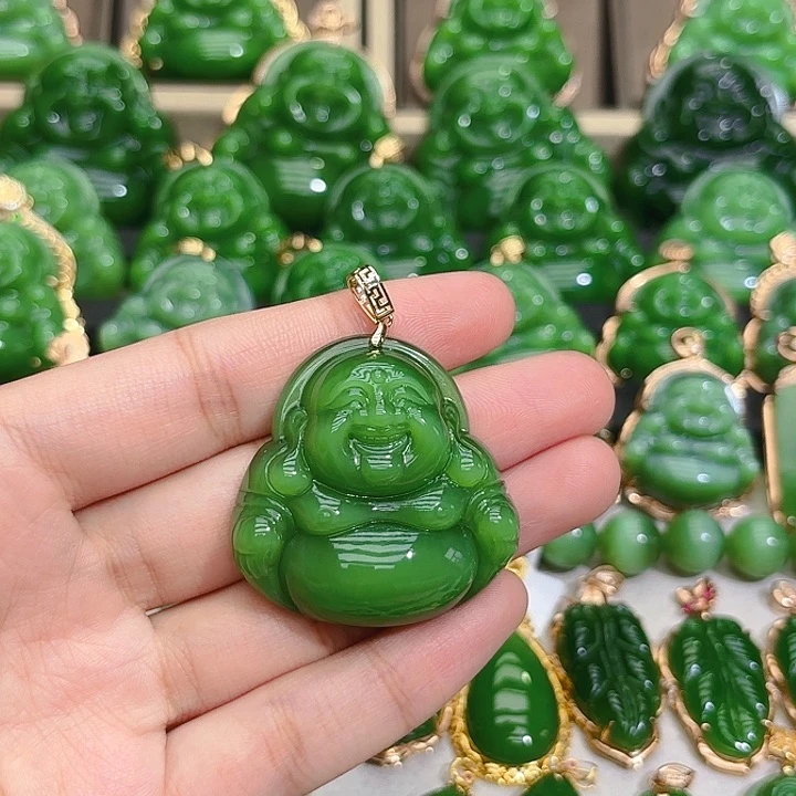 和田玉（碧玉）颈饰18K金镶嵌