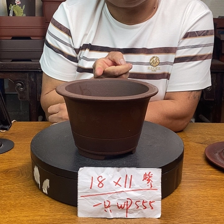 紫砂花盆货号一只WP555