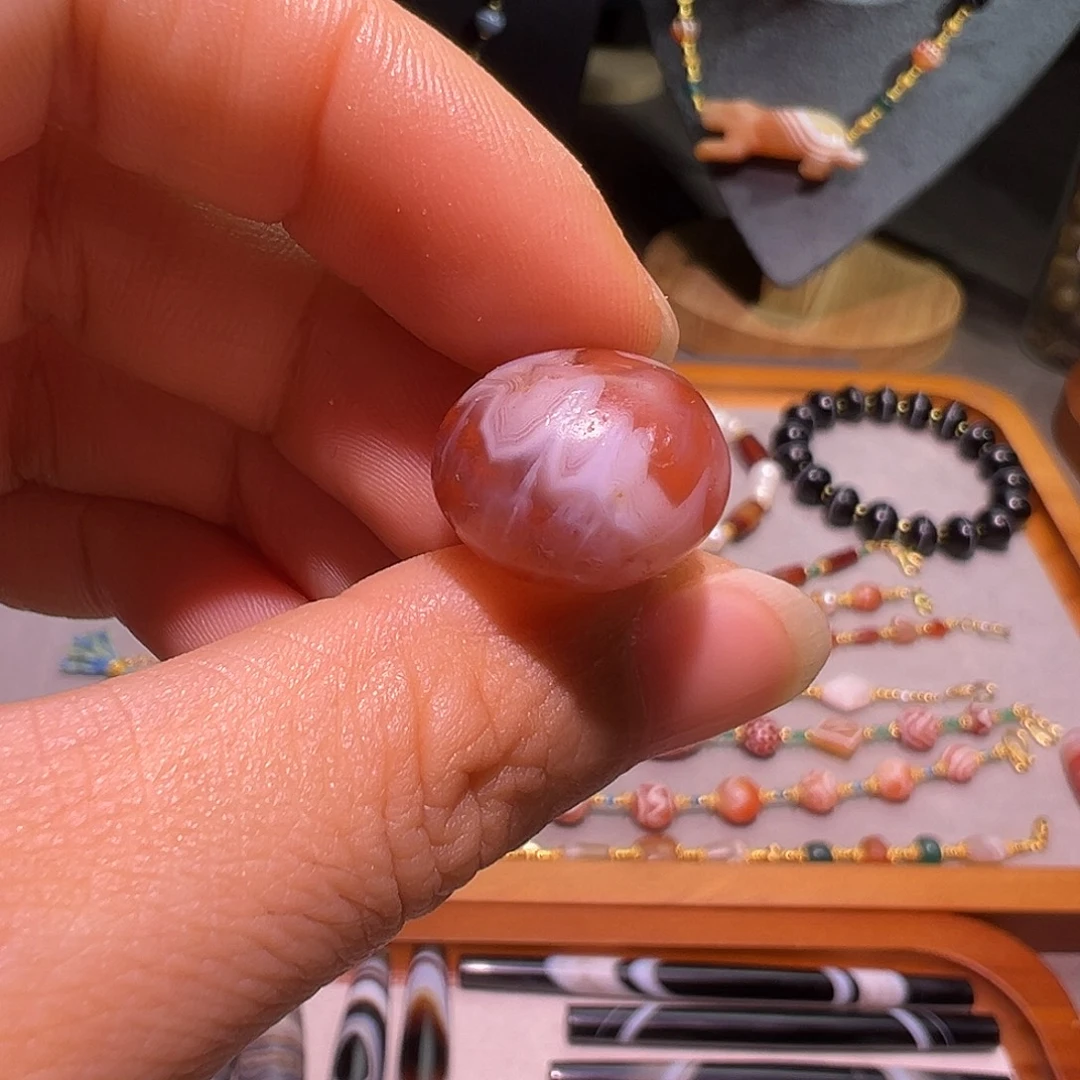 拥***念树脂制品佩珠配饰