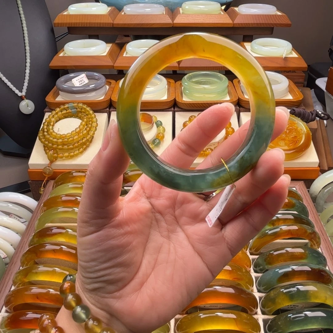 蛇纹石玉未镶嵌手镯56