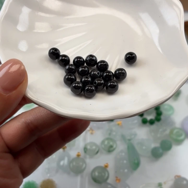 翡翠未镶嵌颈饰纯天然