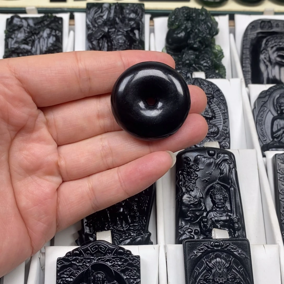 用***7未镶嵌蛇纹石玉吊坠(不含链)