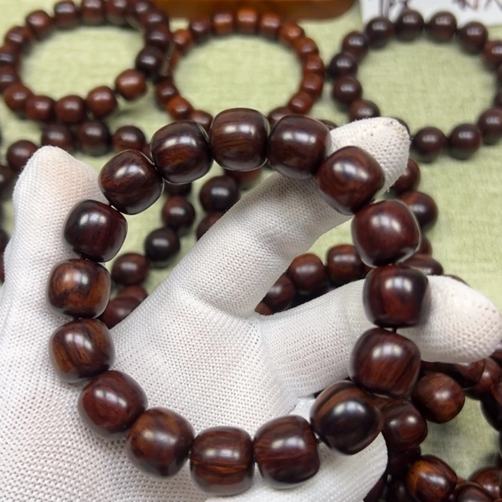 木天**在海南红降1.3*1.4