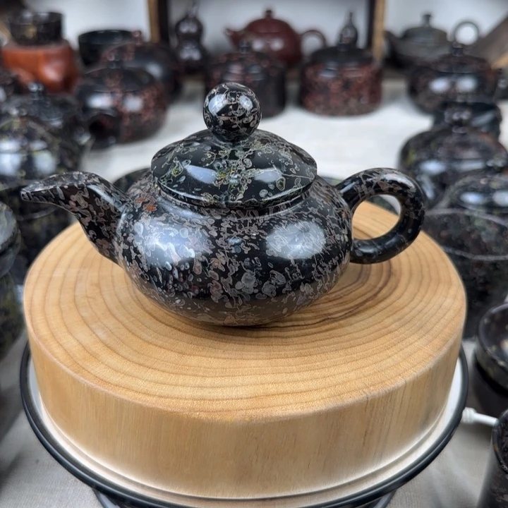 财**郎梅花玉红梅酒壶