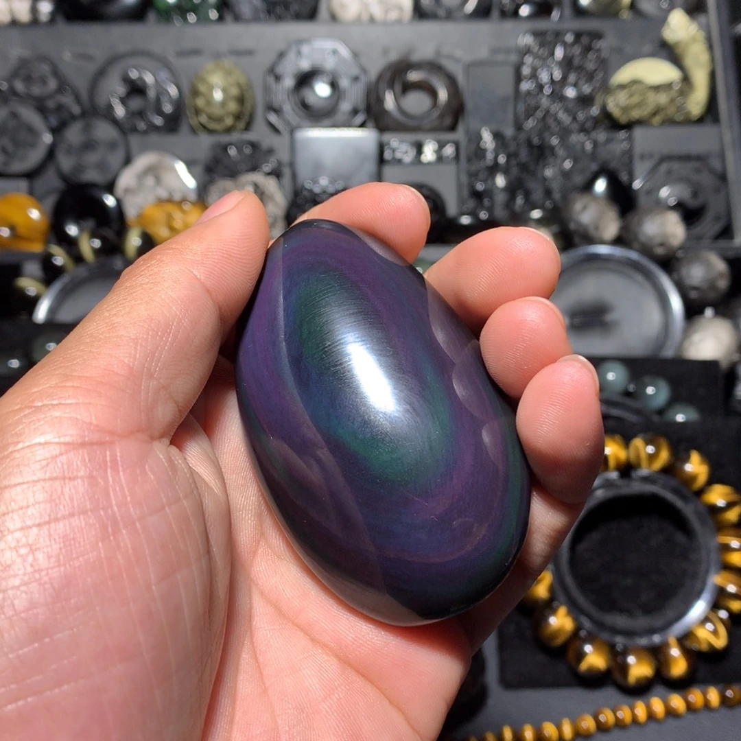 若***水黑曜岩未镶嵌珠宝奇石