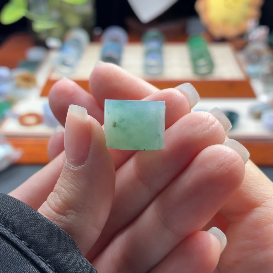 未镶嵌定制翡翠冰飘花桶珠