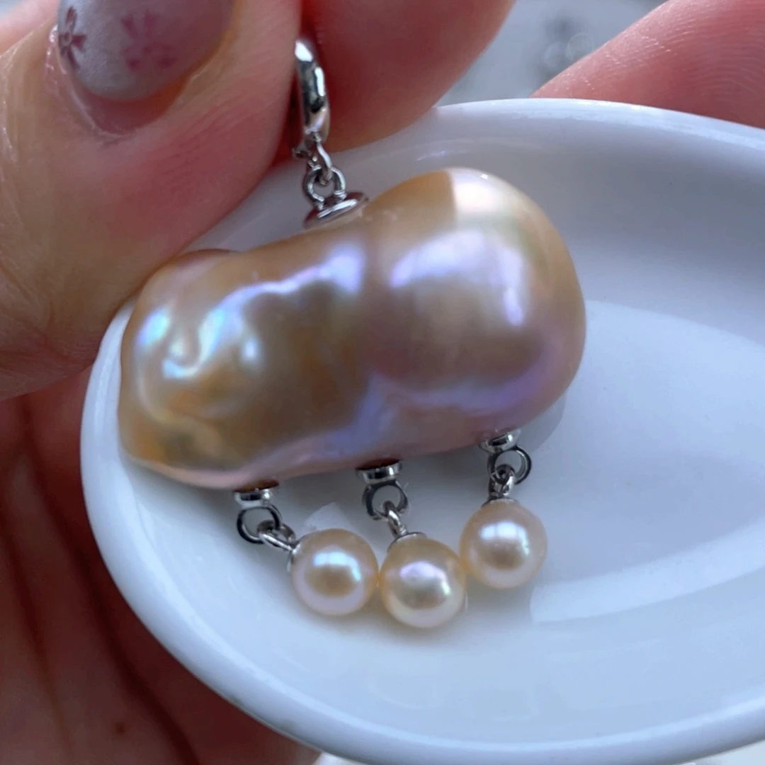 颈饰未镶嵌淡水珍珠