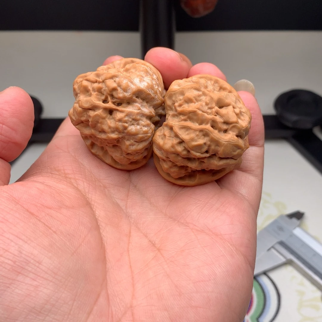 文玩核桃把件泽*蛤蟆头43