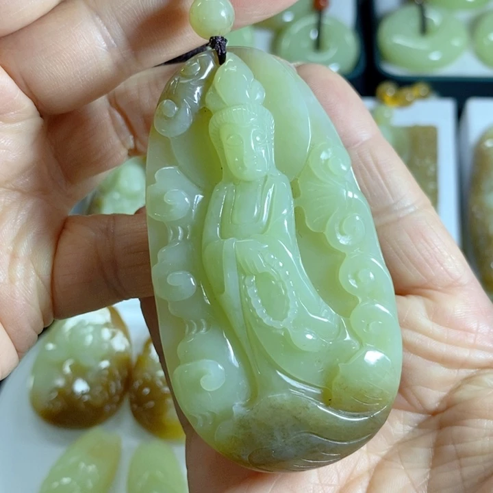 和田玉未镶嵌颈饰