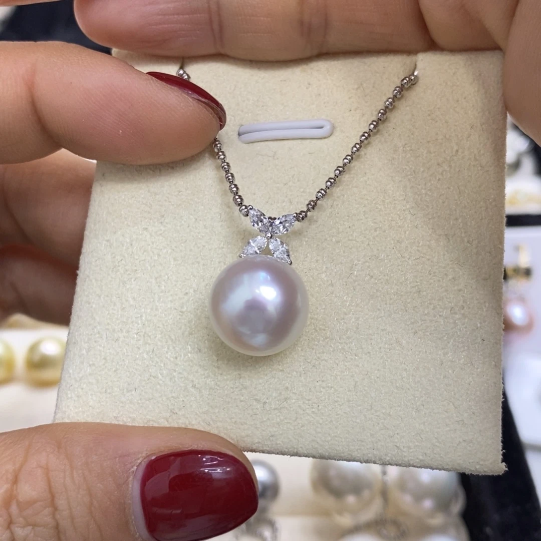 海水珍珠吊坠(赠链)18K金镶嵌赠送银链