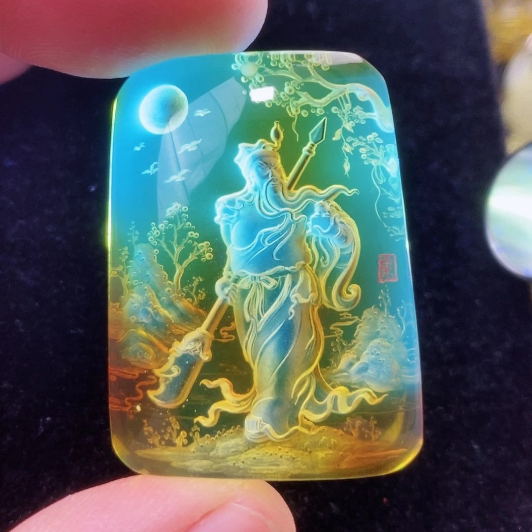 【闪购商品】金珀颈饰未镶嵌琥珀阴雕