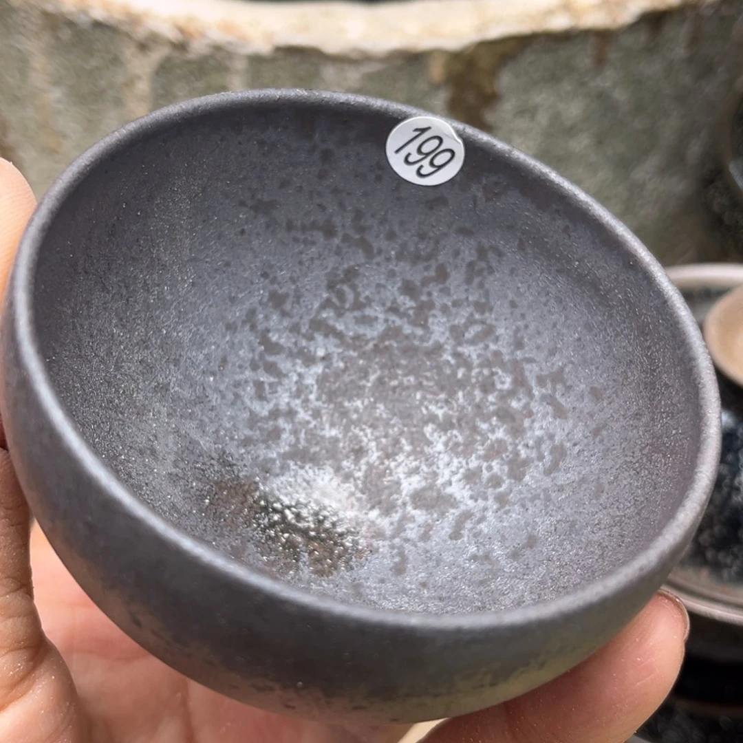 茶盏义兴龙窑坚持真柴烧落灰烧