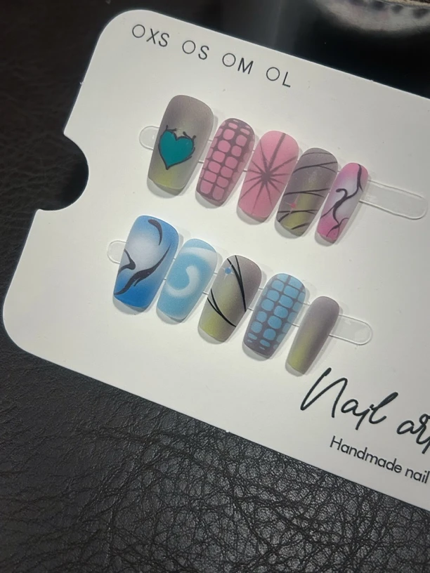 霓虹y2k穿戴甲10片装中方