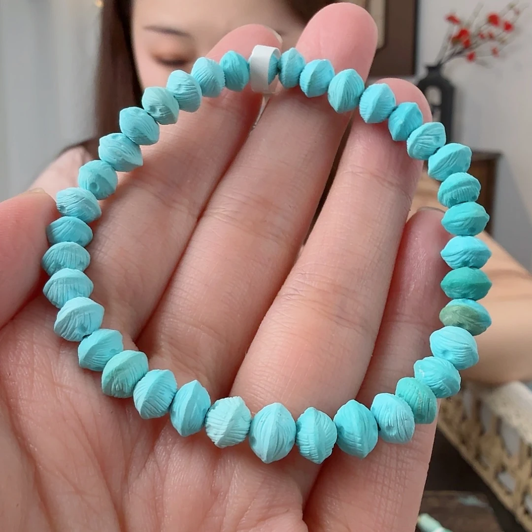 绿松石未镶嵌挂件