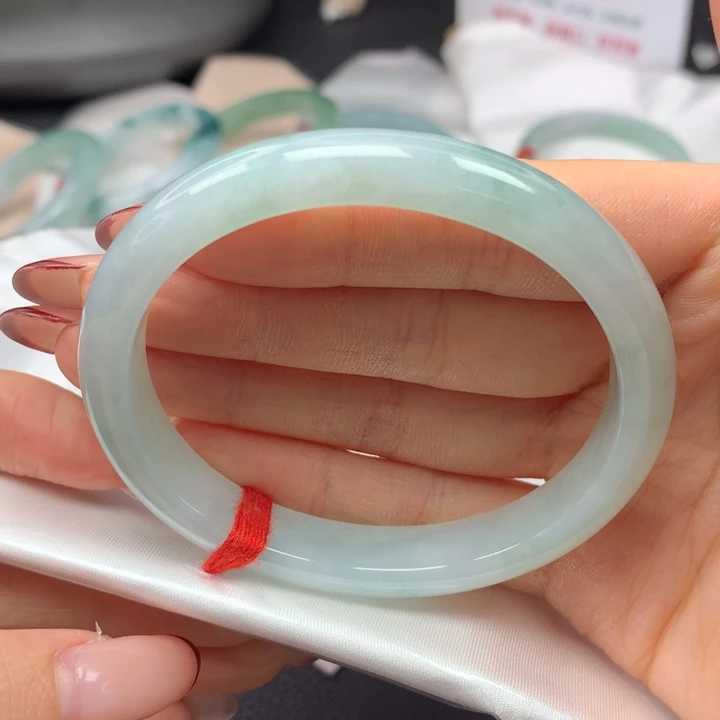 翡翠手镯未镶嵌59贵妃