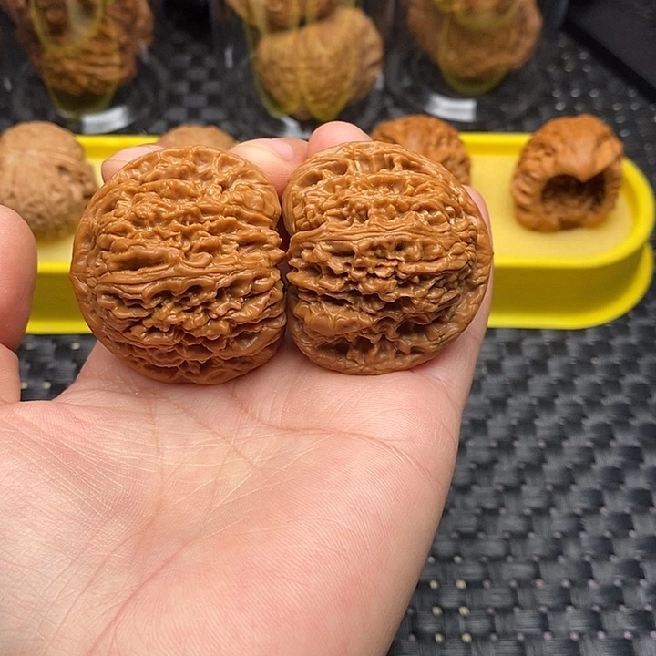 桃核把件南疆44尺