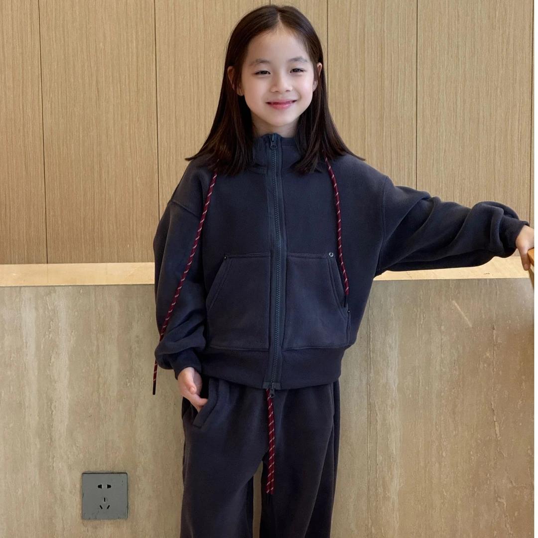 KIKIAND厚款休闲立领秋冬卫衣连帽洋气秋季时尚儿童外套--H3506