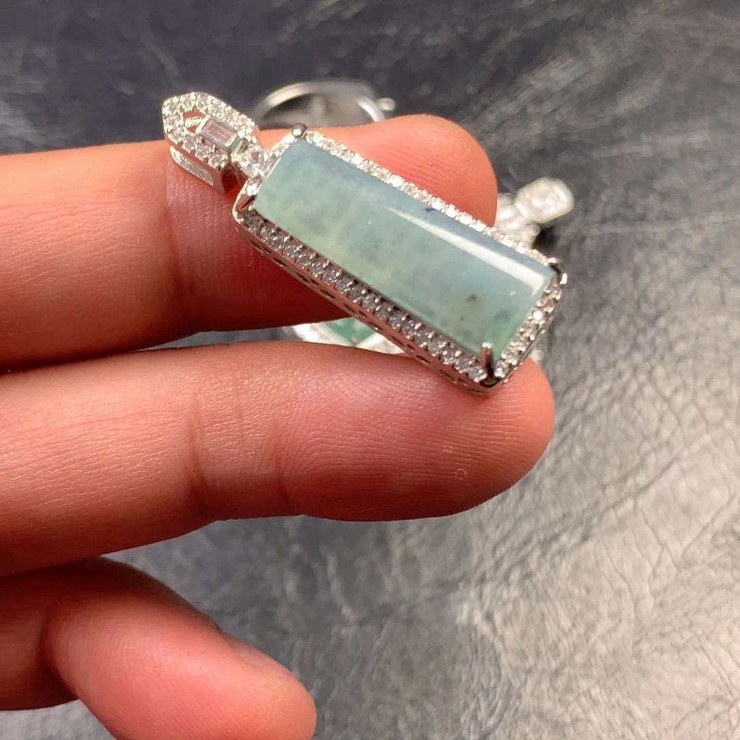 翡翠未镶嵌颈饰简约无事牌