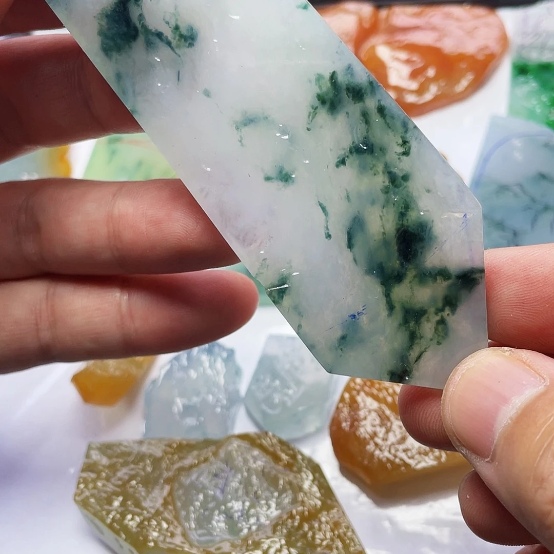 定制翡翠未镶嵌材料