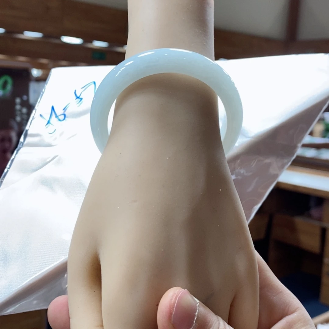 未镶嵌手镯翡翠翡翠