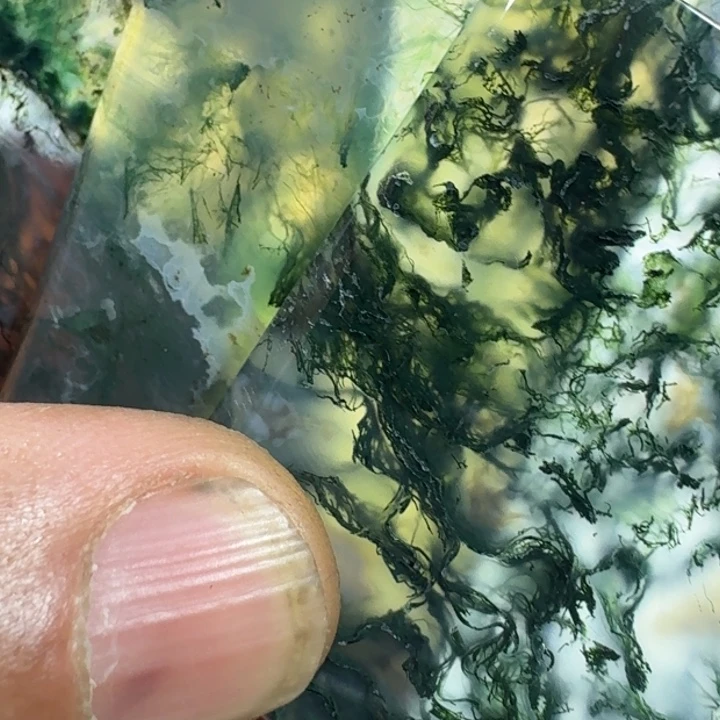 用***4玛瑙/玉髓未镶嵌颈饰