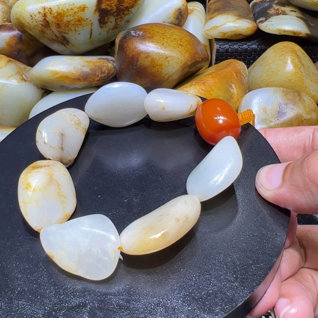 和田玉（子料）未镶嵌颈饰74