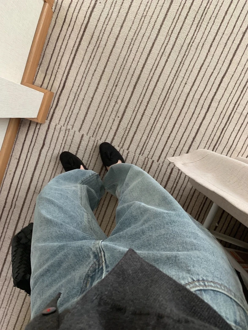 24859 秋冬本命360度无死角的版型直筒遮肉显瘦高腰牛仔裤女