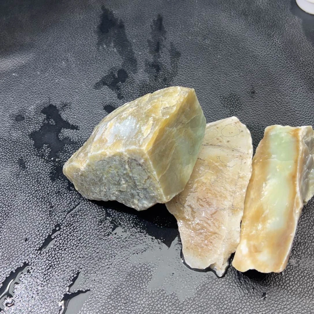 和田玉（糖玉）未镶嵌手镯