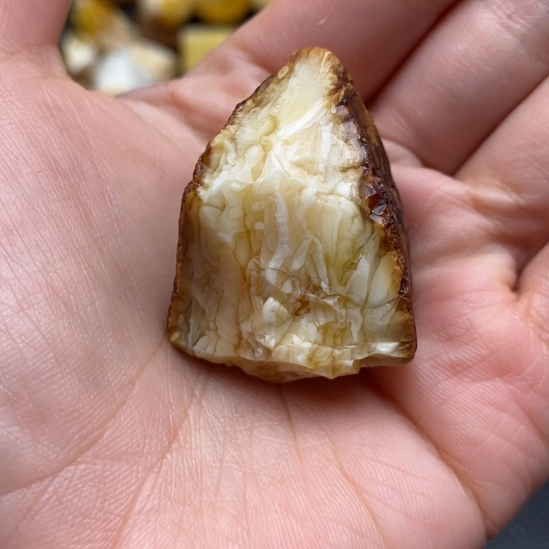 定制琥珀未镶嵌蜜蜡