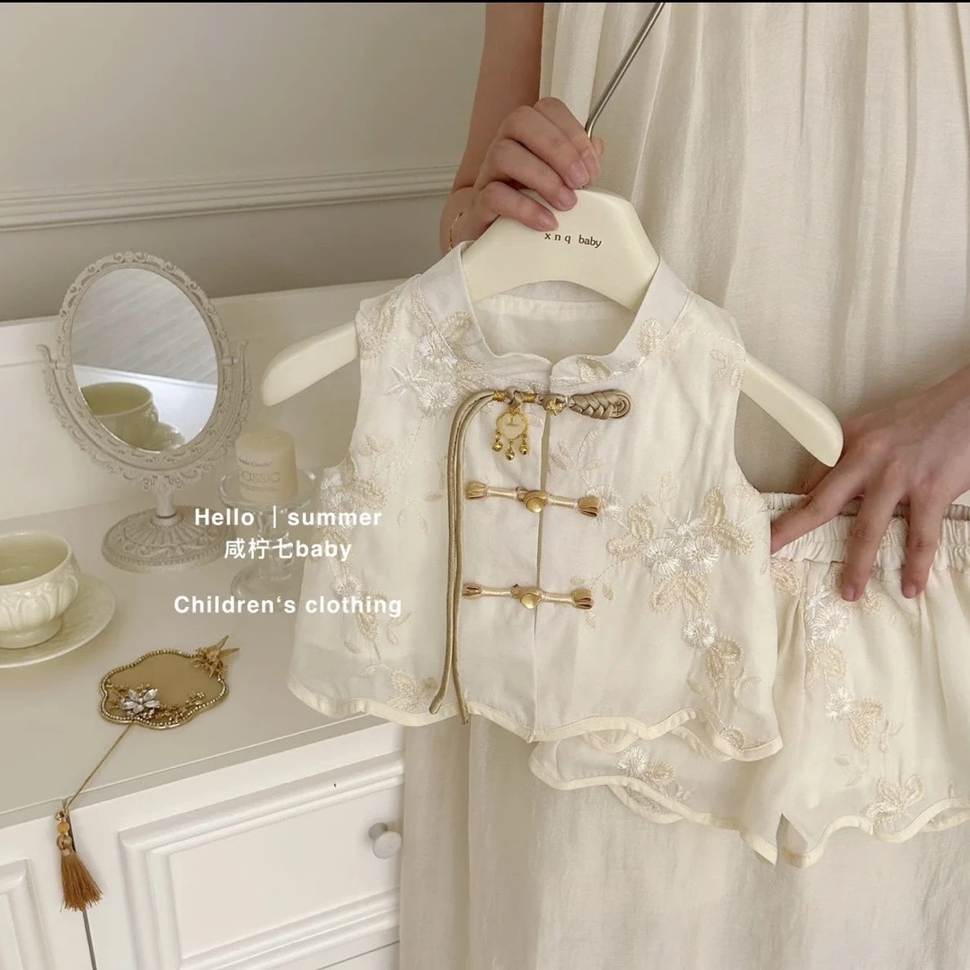 女童新中式国风套装2025新款中国风绣花夏装盘扣背心上衣短裤儿童