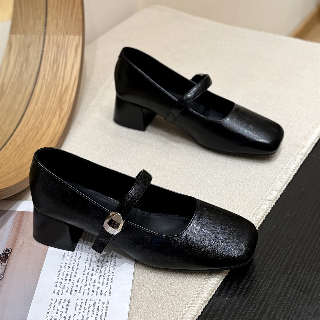 法式复古中跟浅口玛丽珍单鞋女2025新款秋方头粗跟温柔小众晚晚鞋
