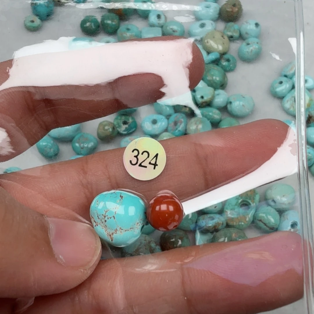 南红玛瑙未镶嵌珠宝奇石