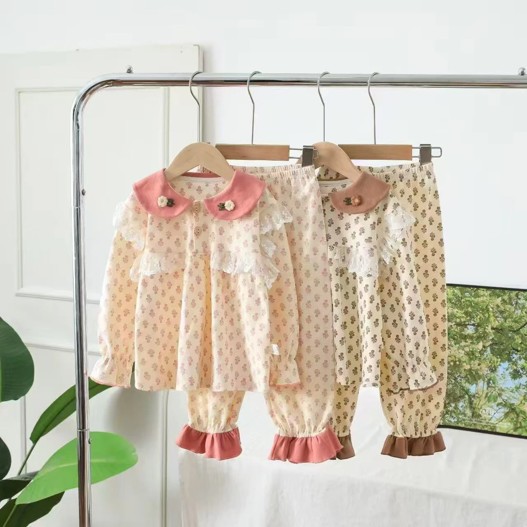蕾丝碎花家居服外穿娃娃领套装