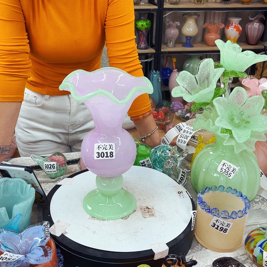3018 家悦琉璃工艺品不完美