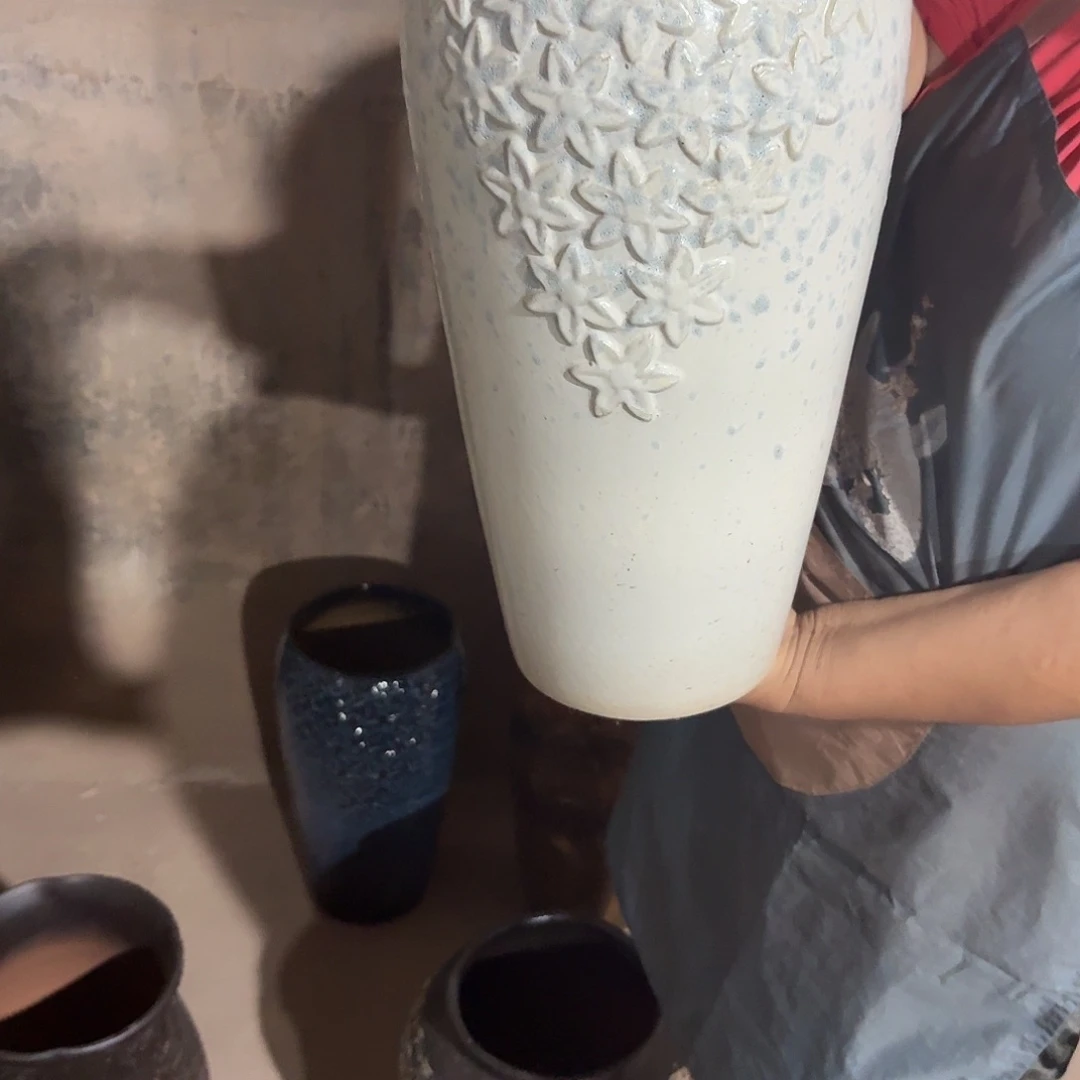 紫砂花盆口18高40一个