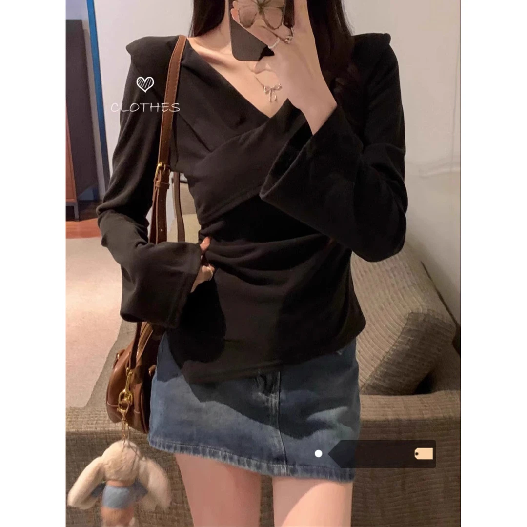 【8221】气质加厚抓毛上衣打底衫女冬大码纯欲辣妹显瘦遮肚子T恤