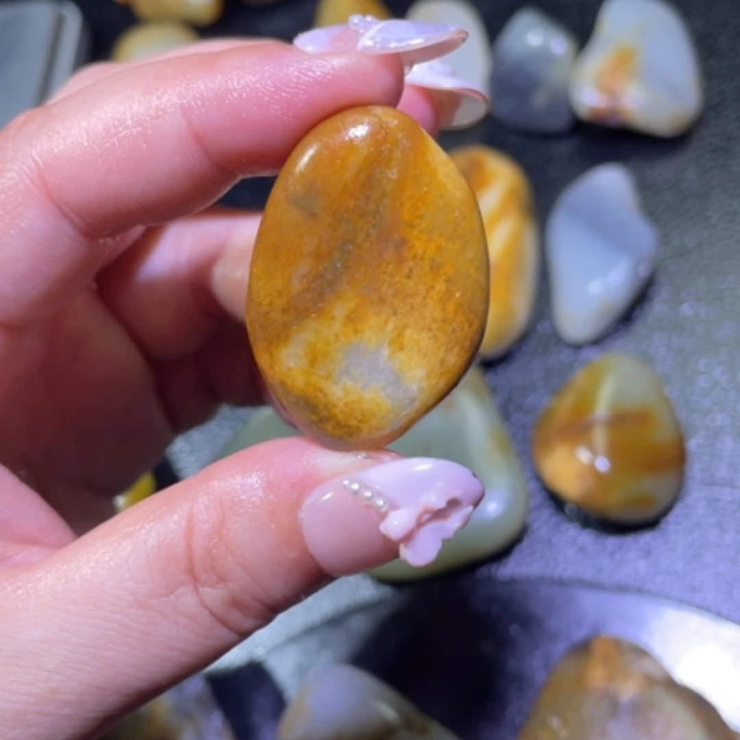 【闪购商品】颈饰未镶嵌和田玉