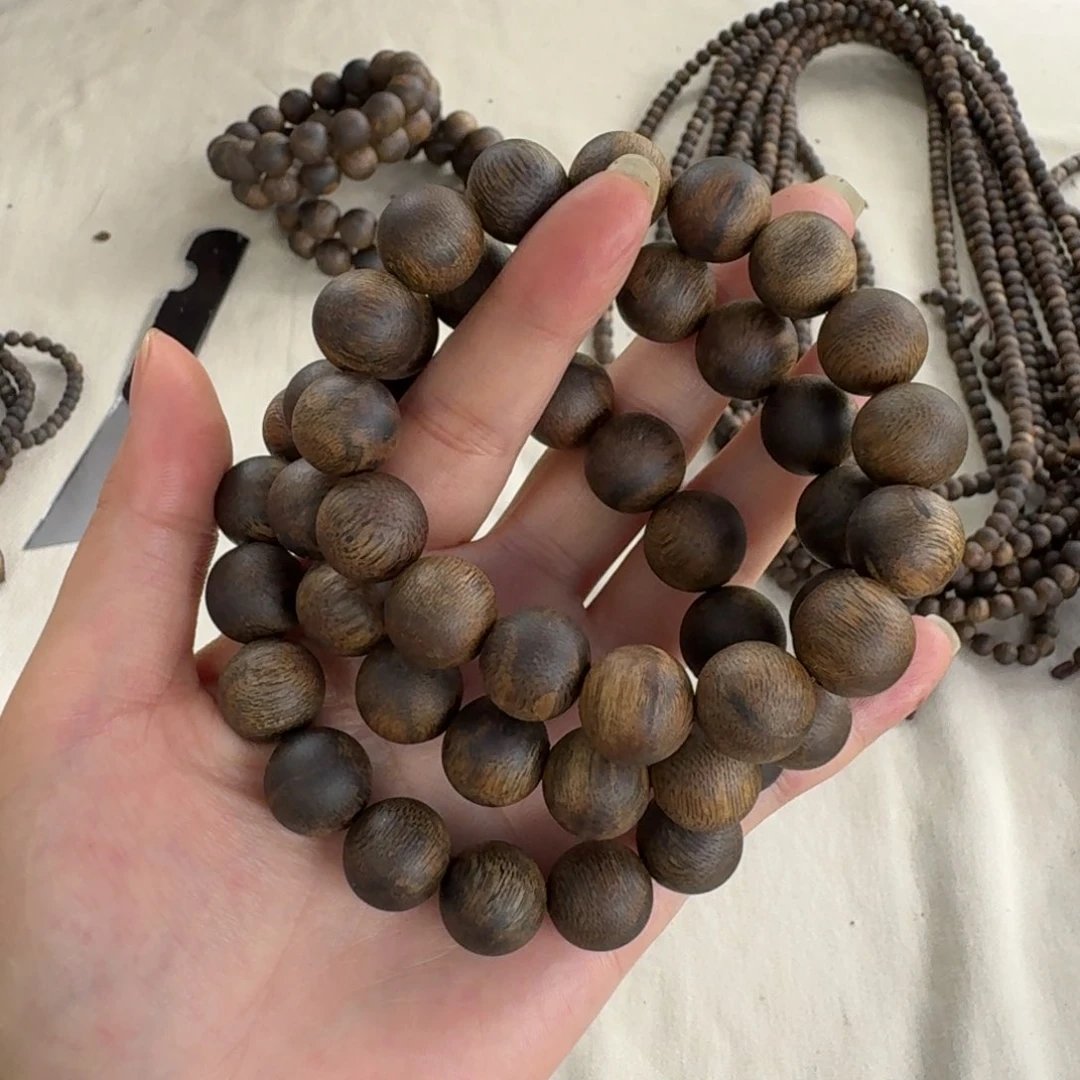 手串沉香绿奇楠单圈约1.4多样性发一条