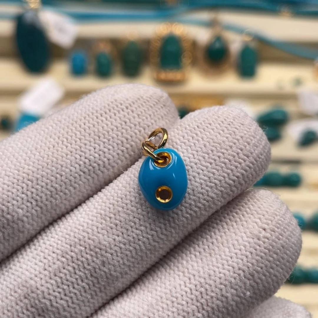 18K金镶嵌绿松石珠宝奇石8.2mm