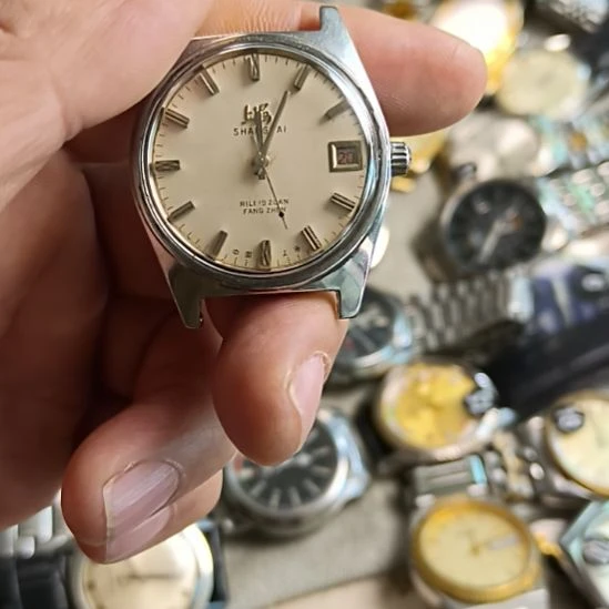 钢金属手动机械机芯