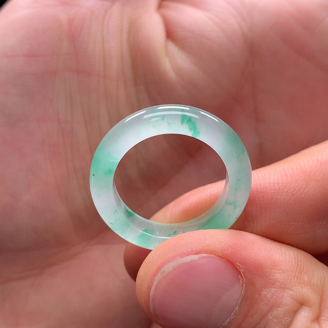 石英质玉戒圈未镶嵌L**y