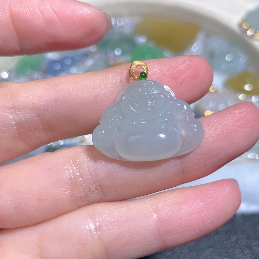 翡翠颈饰18K金镶嵌翡翠