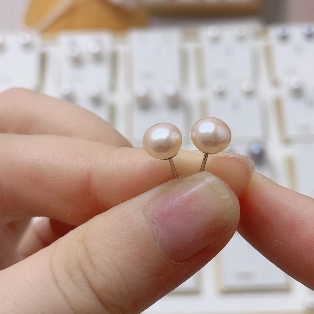 付***娇银S925镶嵌淡水珍珠耳饰